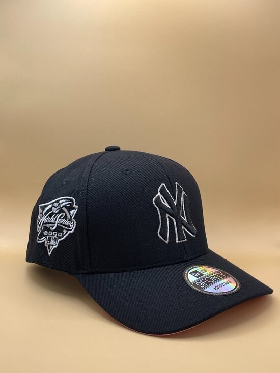 New Era Other - New Era 9FORTY New York Yankees Classic BlackNavy Baseball Cap